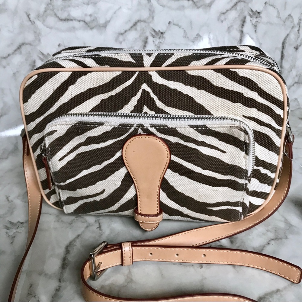 🛑SOLD 🛑“It’s a Jungle Out There” Bag